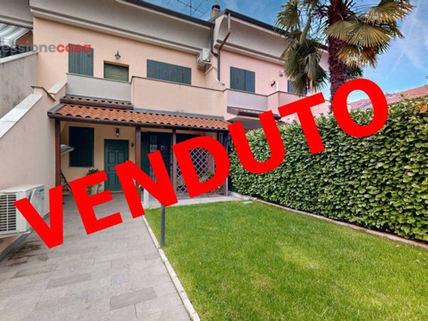 appartamento in vendita a Masate