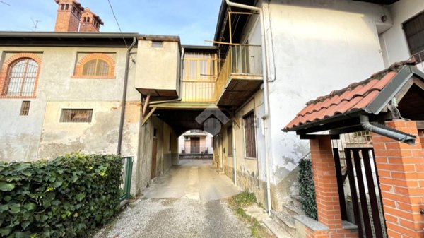 appartamento in vendita a Masate