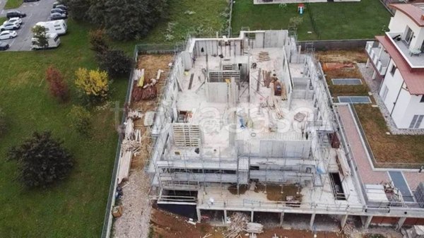 appartamento in vendita a Masate