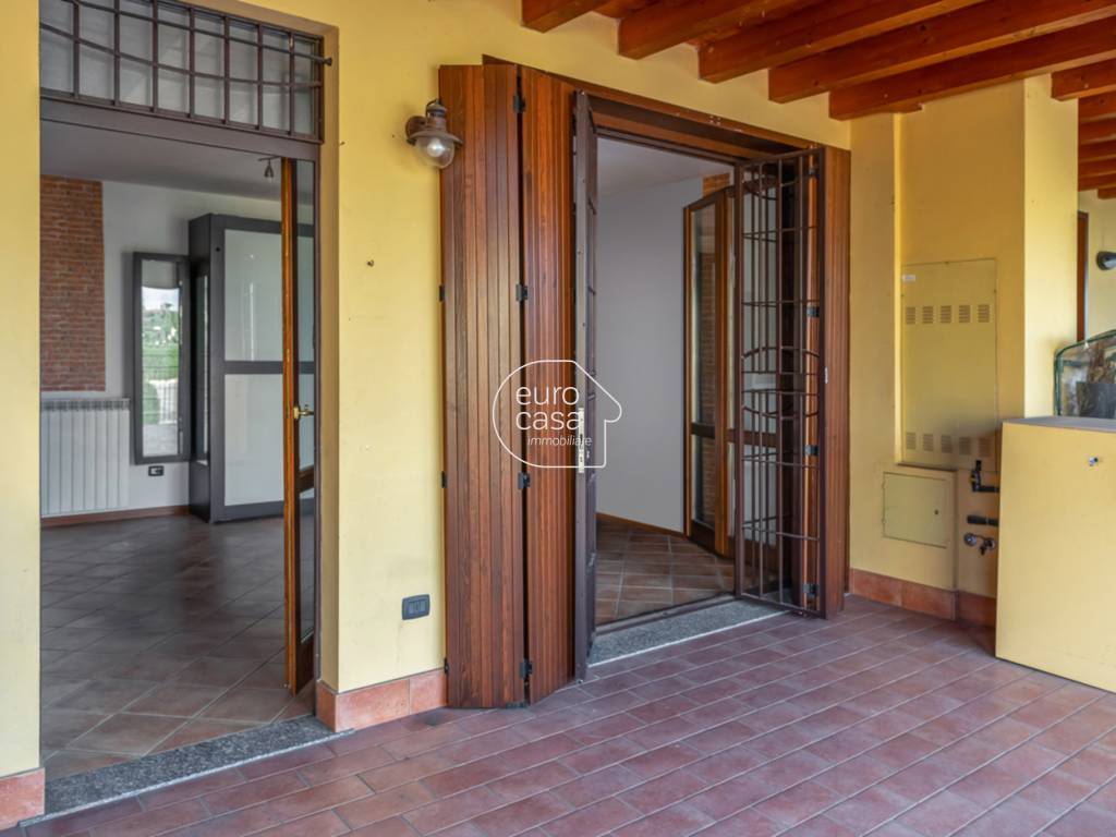 appartamento in vendita a Masate