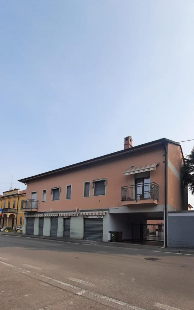 appartamento in vendita a Masate