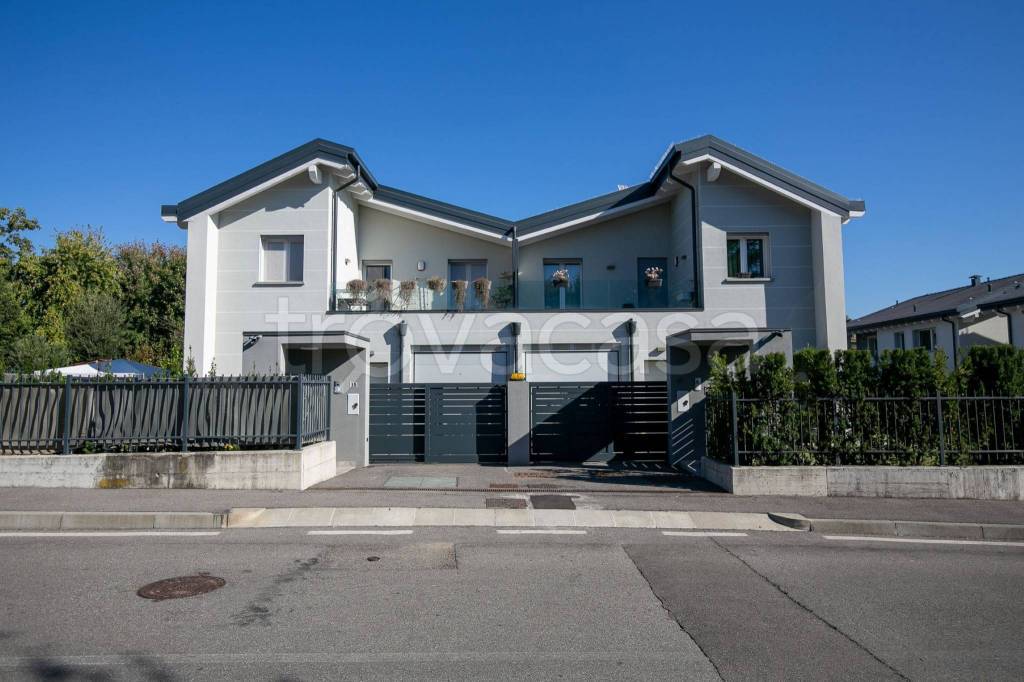 casa indipendente in vendita a Masate