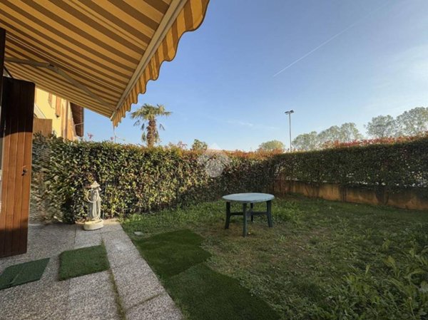 appartamento in vendita a Masate