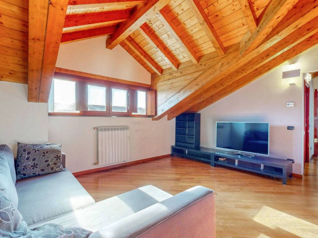 appartamento in vendita a Masate