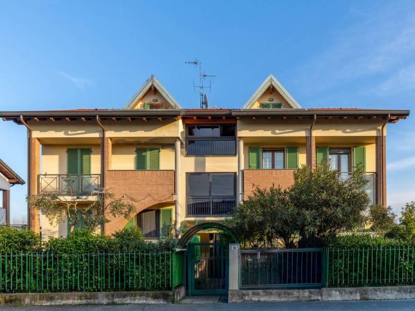 appartamento in vendita a Masate