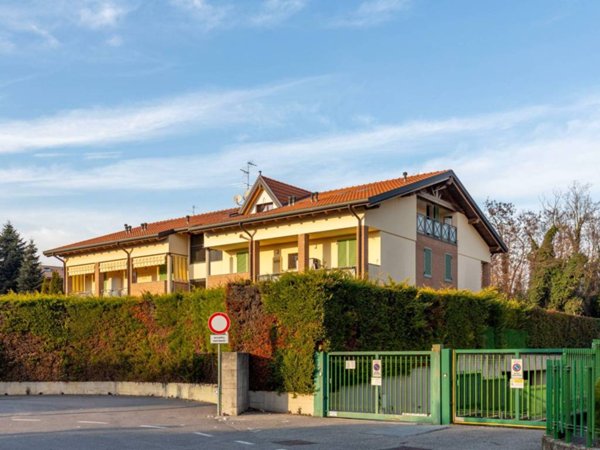 appartamento in vendita a Masate