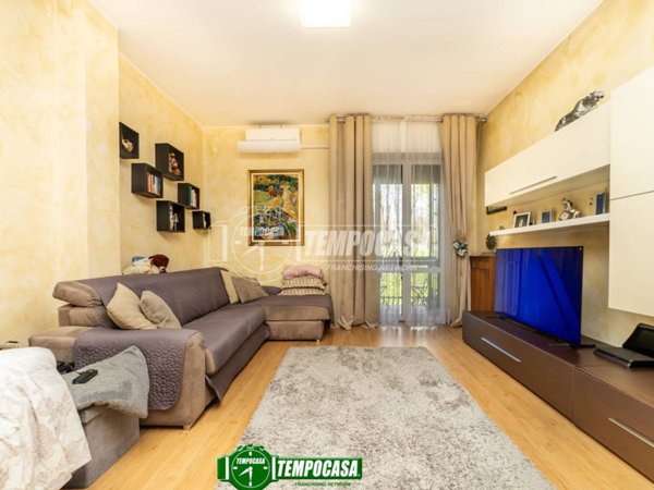 appartamento in vendita a Masate