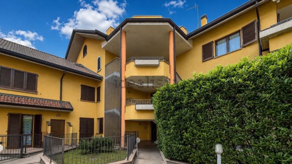 appartamento in vendita a Masate