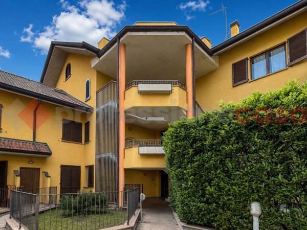 appartamento in vendita a Masate