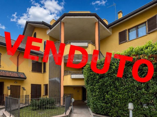 appartamento in vendita a Masate