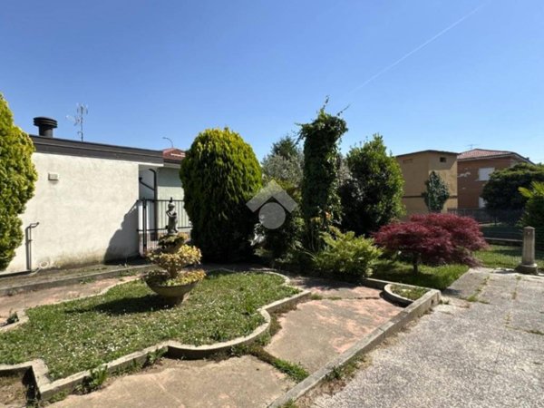 appartamento in vendita a Masate