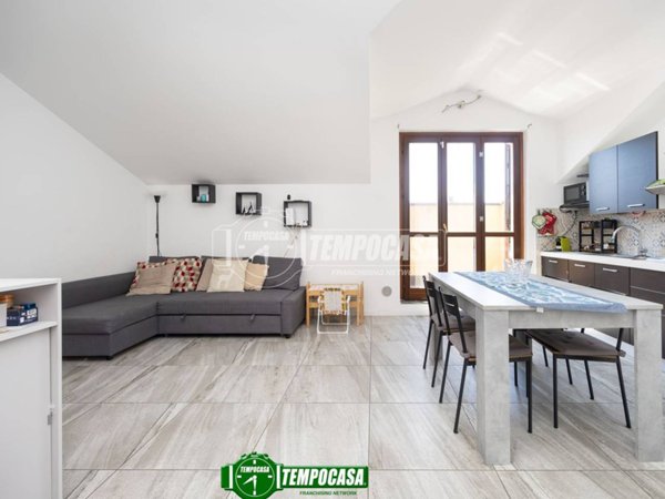 appartamento in vendita a Masate