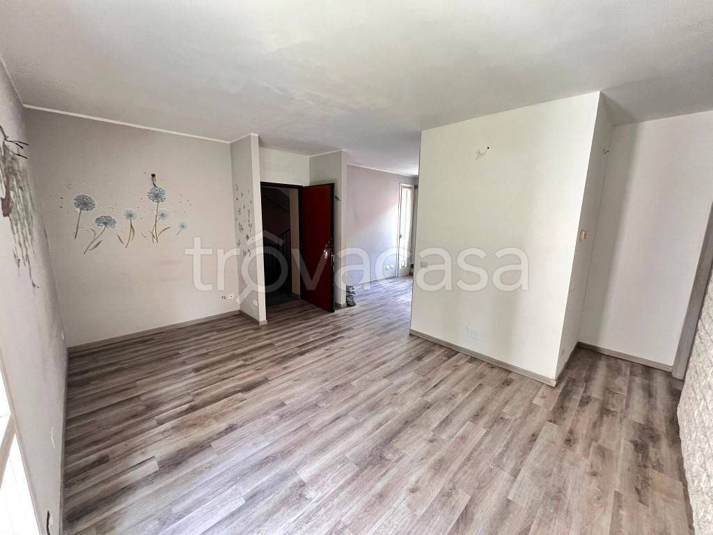 appartamento in vendita a Masate