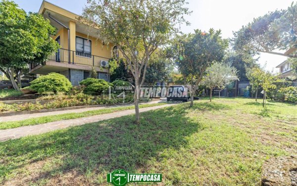 casa indipendente in vendita a Masate