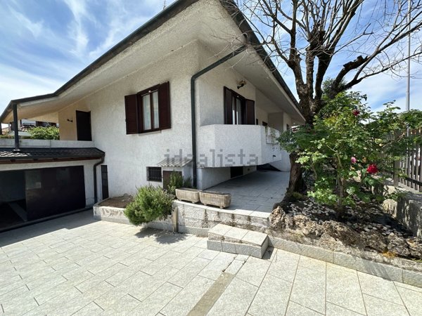 casa indipendente in vendita a Masate