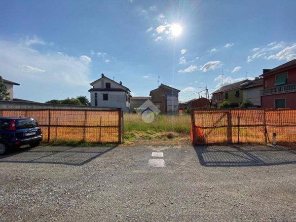 terreno edificabile in vendita a Mediglia in zona Bustighera