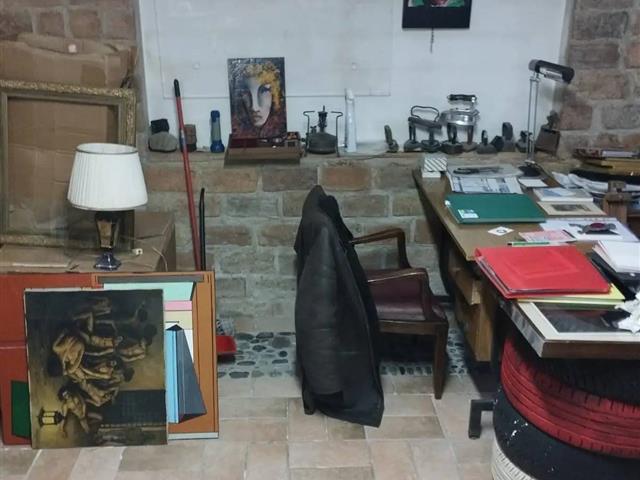 locale di sgombero in vendita a Mediglia