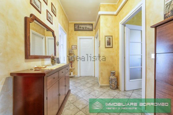 appartamento in vendita a Mediglia in zona Robbiano