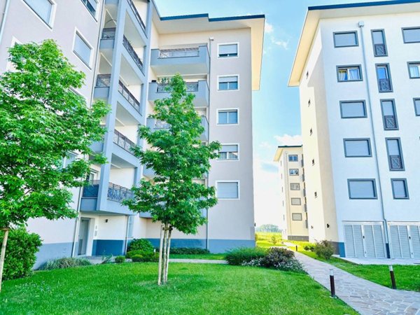 appartamento in vendita a Mediglia in zona Bettolino