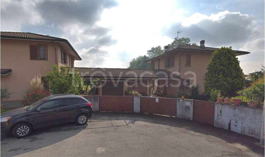 casa indipendente in vendita a Mediglia