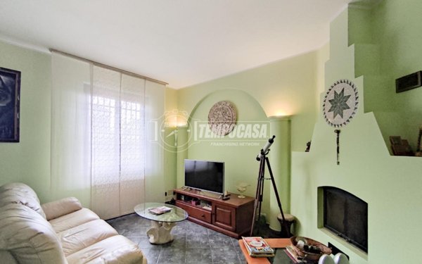 casa indipendente in vendita a Mediglia