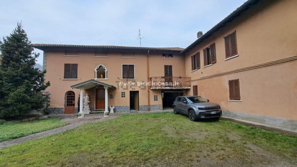 casa indipendente in vendita a Mediglia