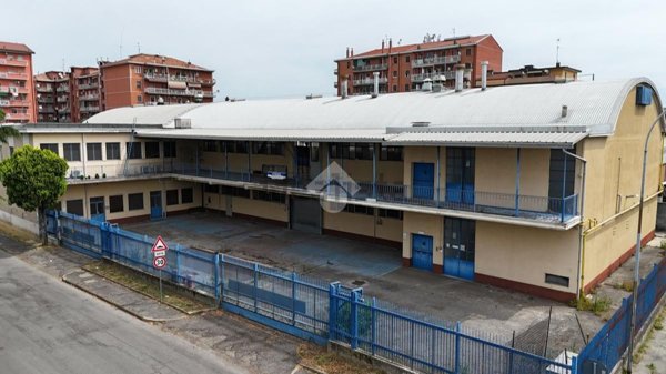 capannone in vendita a Mediglia