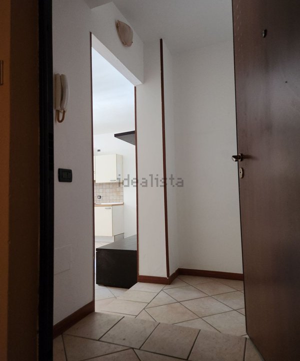 appartamento in vendita a Mediglia in zona Robbiano