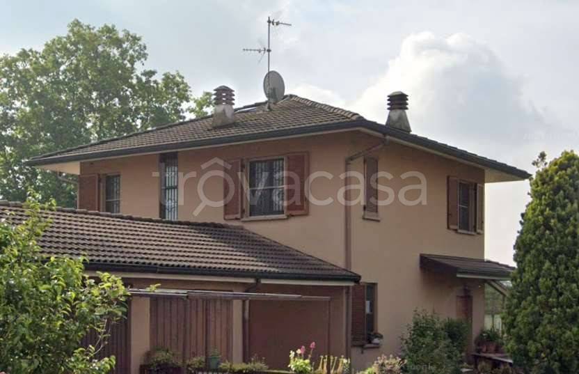 casa indipendente in vendita a Mediglia
