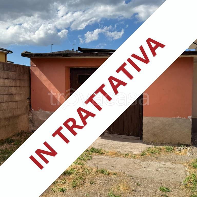 locale commerciale in vendita a Mediglia