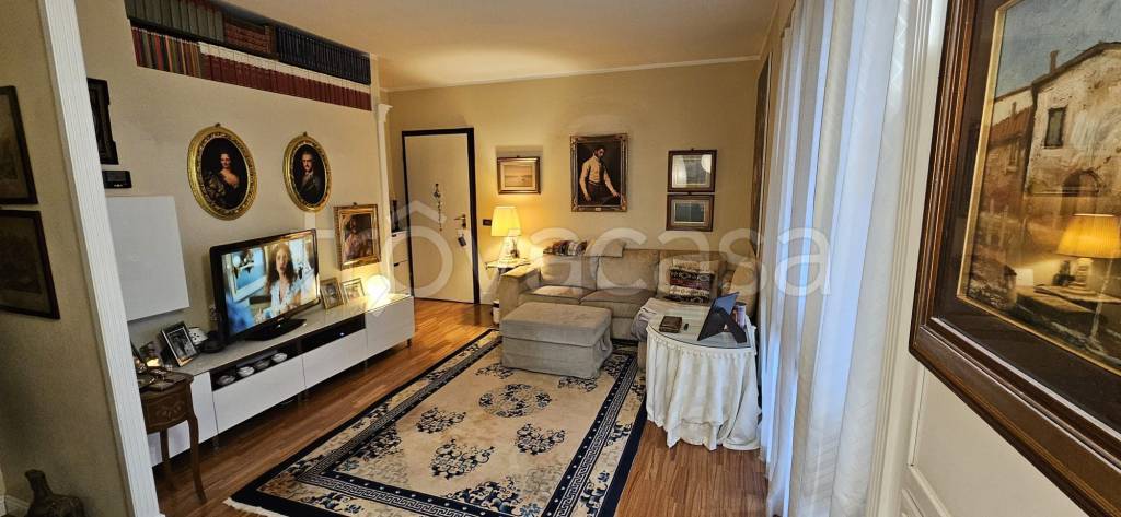 appartamento in vendita a Mediglia in zona Bettolino