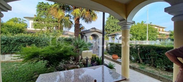 casa indipendente in vendita a Mediglia