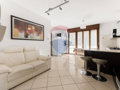 appartamento in vendita a Mediglia in zona Bettolino