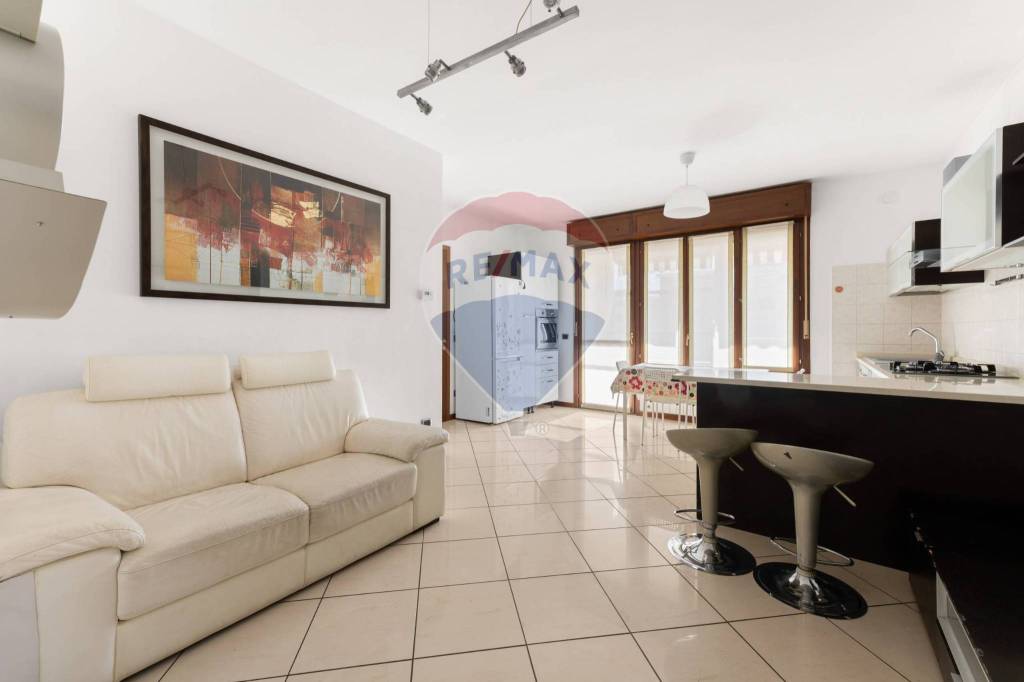 appartamento in vendita a Mediglia in zona Bettolino