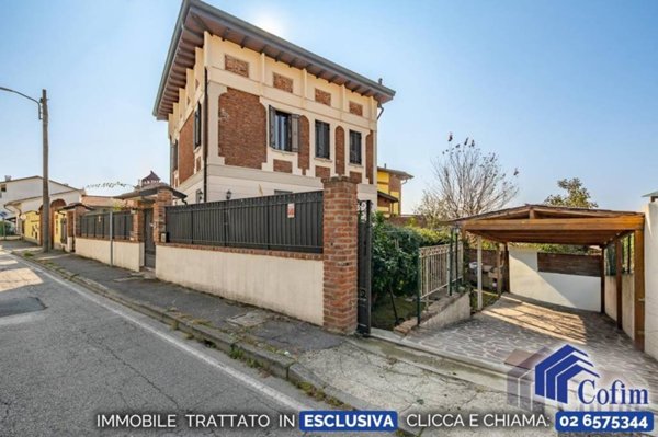 casa indipendente in vendita a Mediglia
