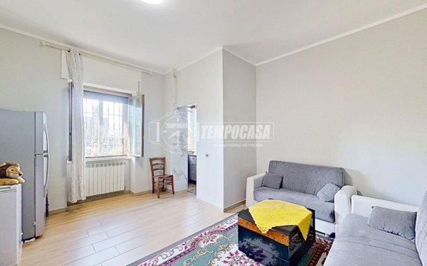 appartamento in vendita a Mediglia in zona Mombretto