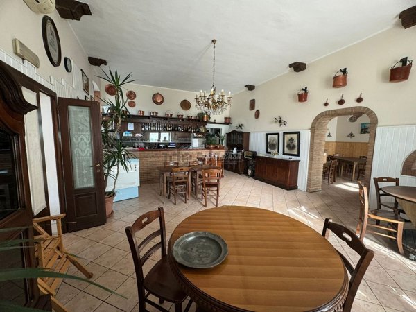 casale in vendita a Mediglia