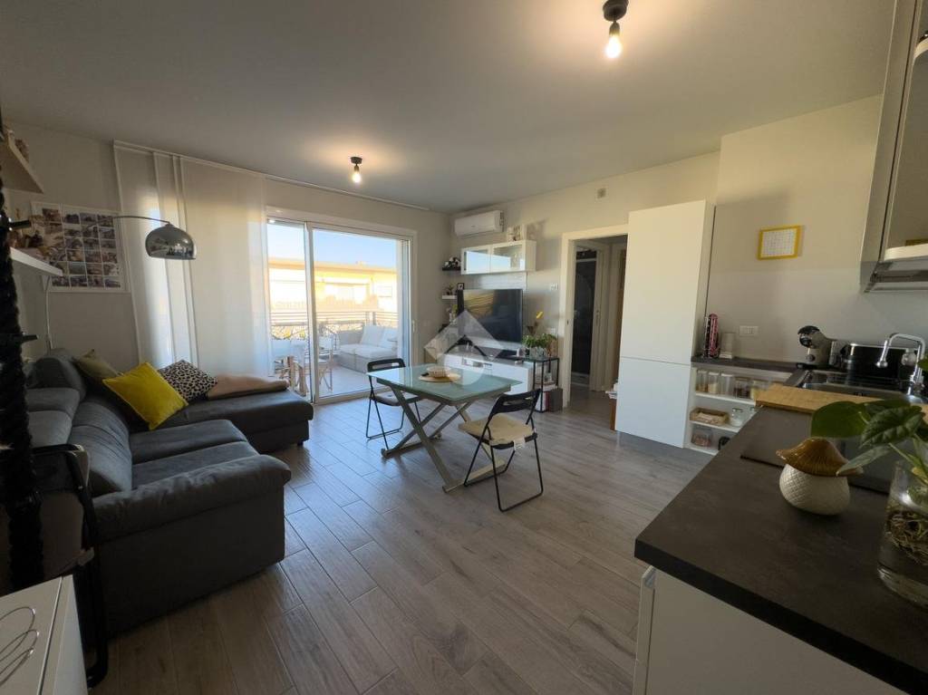 appartamento in vendita a Mediglia in zona Bettolino