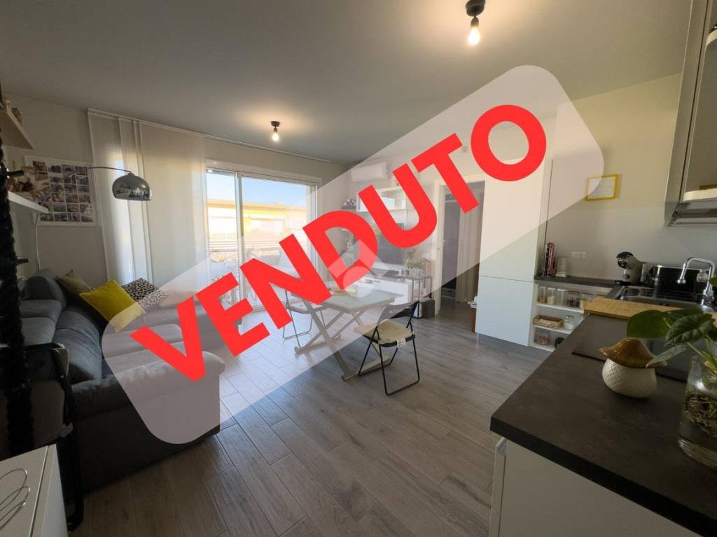 appartamento in vendita a Mediglia in zona Bettolino
