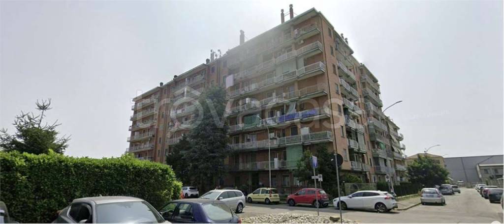 appartamento in vendita a Mediglia in zona Mombretto