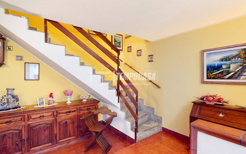 casa indipendente in vendita a Mediglia