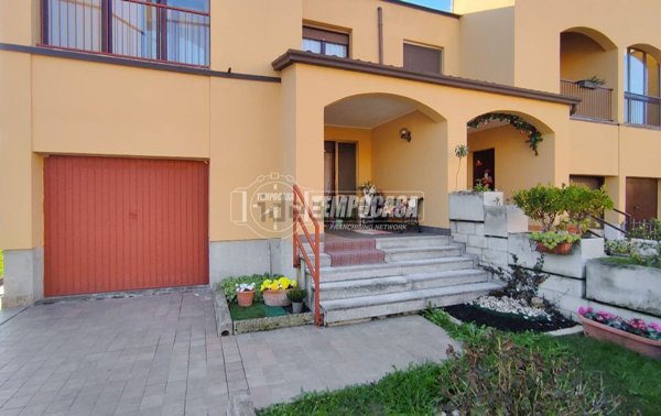 casa indipendente in vendita a Mediglia