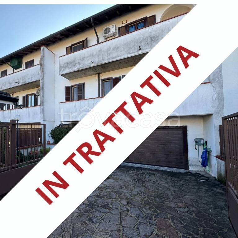 casa indipendente in vendita a Mediglia