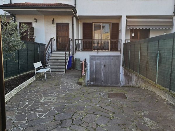 casa indipendente in vendita a Mediglia in zona Triginto