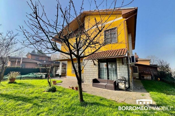 casa indipendente in vendita a Mediglia in zona Triginto