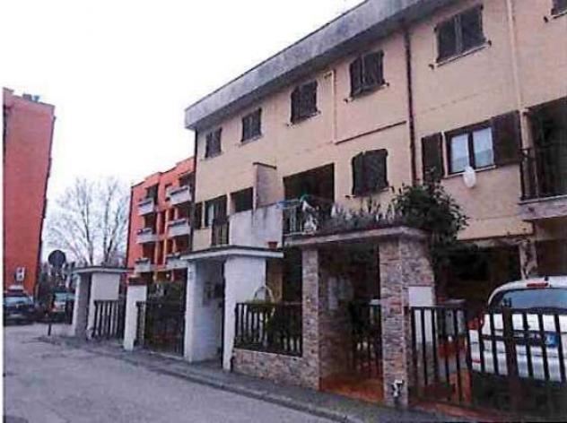 casa indipendente in vendita a Mediglia in zona Mombretto