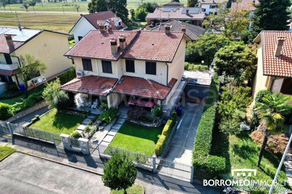 casa indipendente in vendita a Mediglia