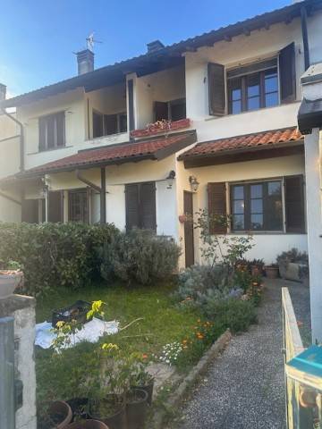 casa indipendente in vendita a Mediglia in zona Triginto