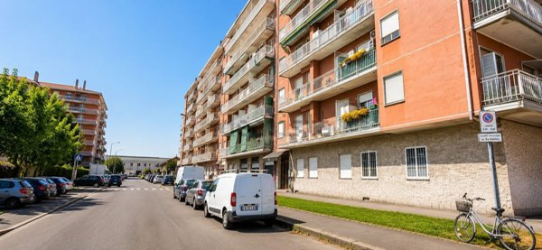 appartamento in vendita a Mediglia in zona Mombretto