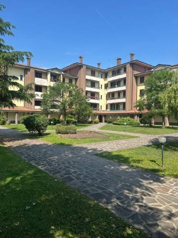 appartamento in vendita a Mediglia in zona Triginto